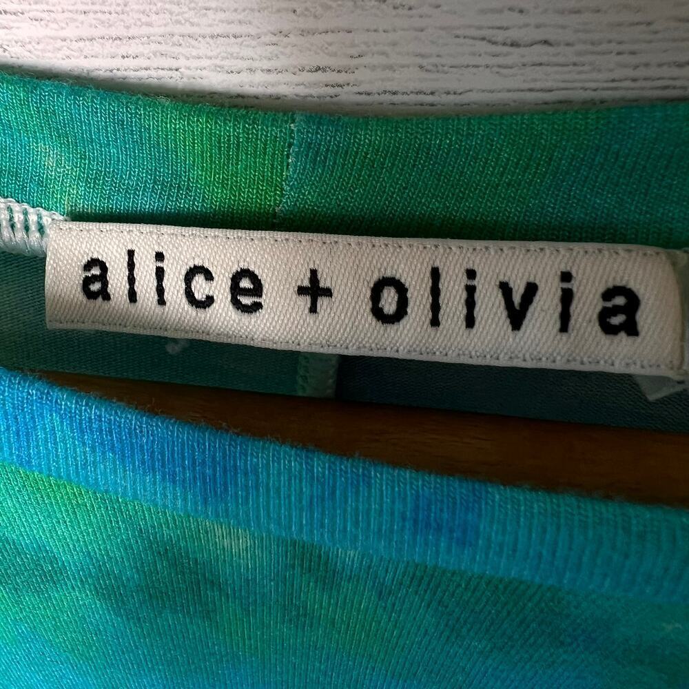 Alice + Olivia Tee Womens Size XS/TP Delaina Rainbow Tie Dye Cropped Long Sleeve - Picture 2 of 16